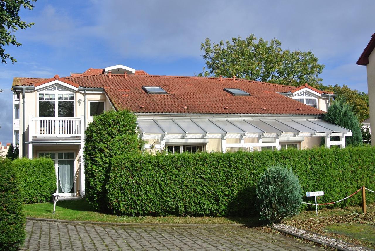 Ferienwohnungen Am Rosenhof Kuehlungsborn Exterior photo