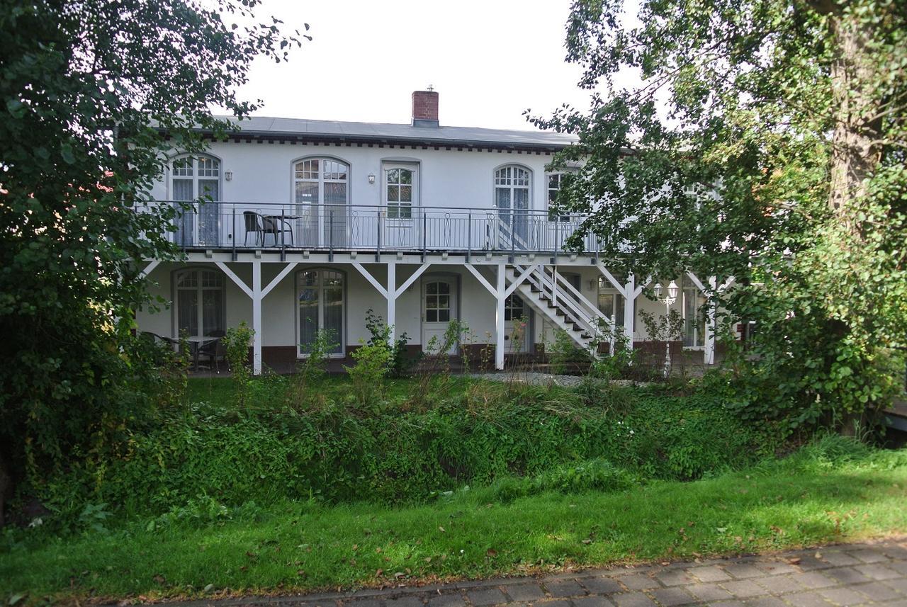 Ferienwohnungen Am Rosenhof Kuehlungsborn Exterior photo